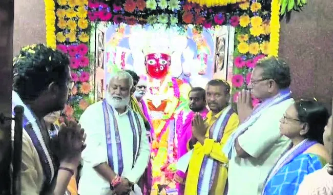 పెద్దింట్లమ్మ జాతర ప్రారంభం 