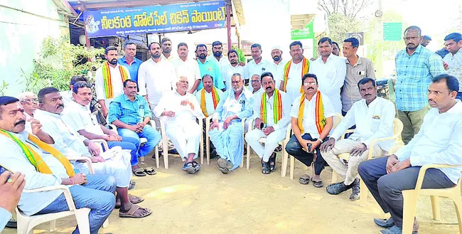 ● మాజీమంత్రి జీవన్‌రెడ్డి
