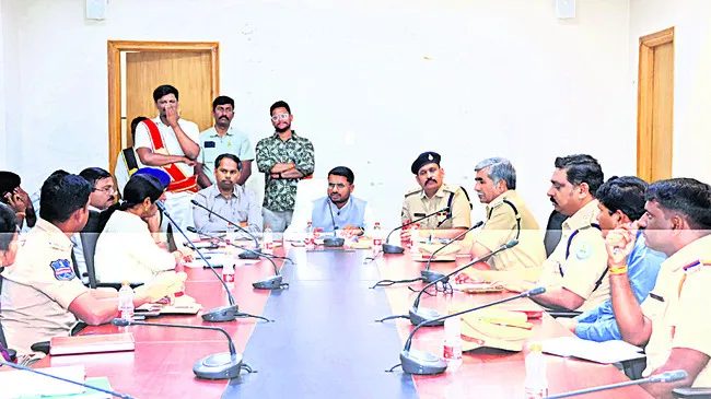 ఇంటర్‌ పరీక్షలకు పకడ్బందీ ఏర్పాట్లు