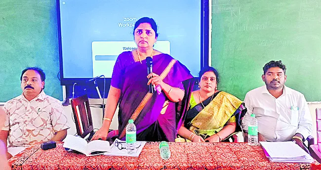 ఇంటర్మీడియెట్‌ పరీక్షలకు పకడ్బందీ ఏర్పాట్లు 