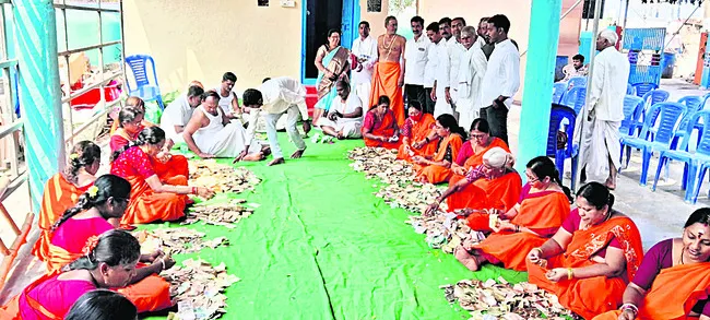 తీర్థాల ఆదాయం రూ.42.73 లక్షలు