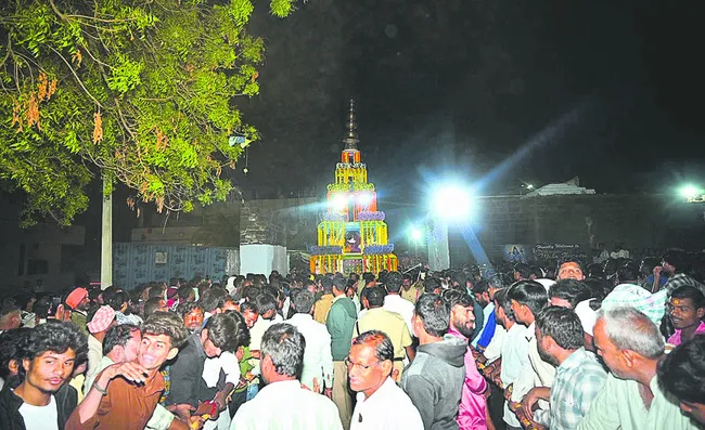 వైభవంగా విమాన రథోత్సవం