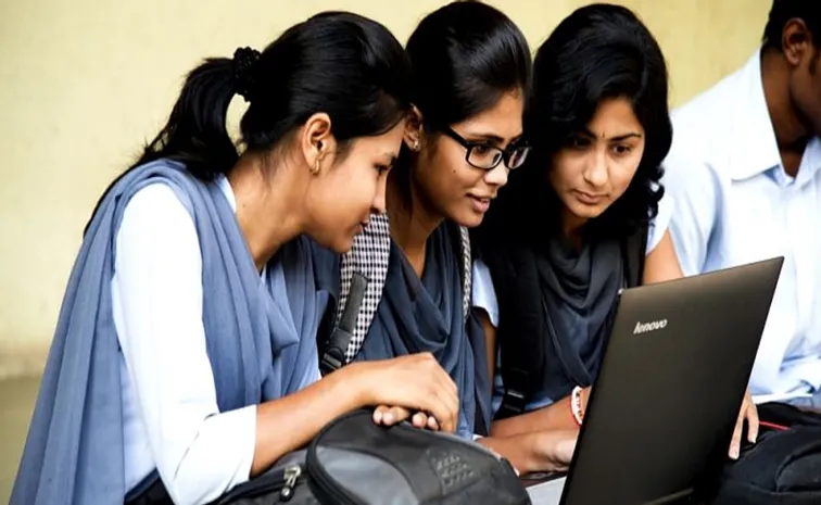 Global University Students Demand Fair Compensation for Pandemic Disruptions