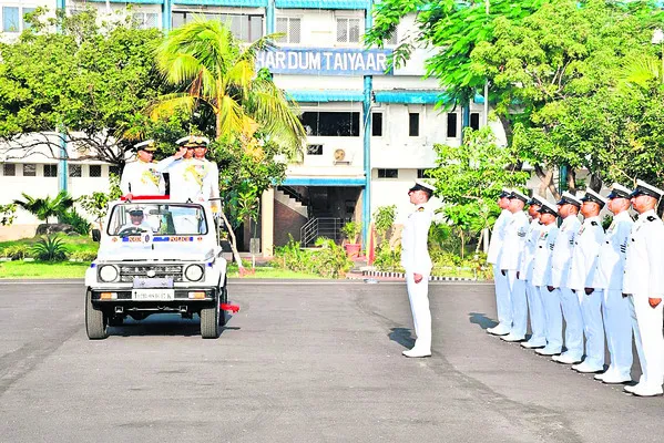 బాధ్యతల స్వీకరణ 