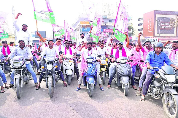 కక్షపూరిత రాజకీయాలు మానుకోవాలి