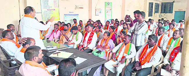 మున్సిపల్‌పై కాషాయజెండా ఎగురవేద్దాం