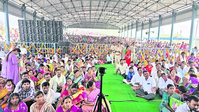 వేణుగోపాలుడు పెళ్లికొడుకాయెనే..