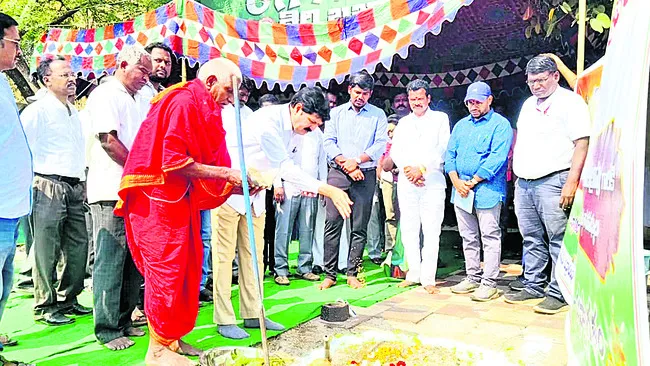 గిరిజన మాల్‌తో ఆదరణ