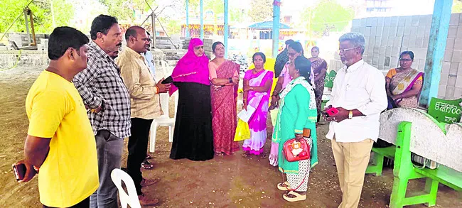 సంఘాల పేరుతో రుణ మాయాజాలం? 