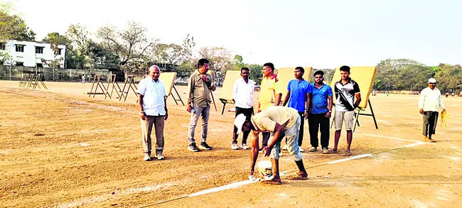 గురి చూసి కొట్టడమే..!