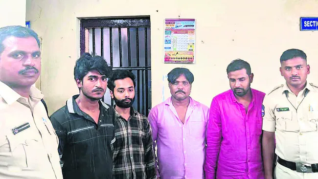 అంతర్‌రాష్ట్ర దొంగల ముఠా అరెస్ట్‌