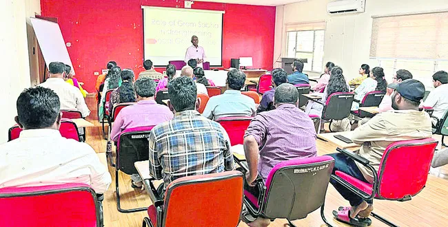 ఇక వార్డుసభ్యులకు శిక్షణ