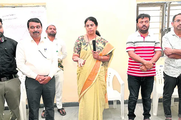 అభివృద్ధిలో సర్పంచుల పాత్ర కీలకం