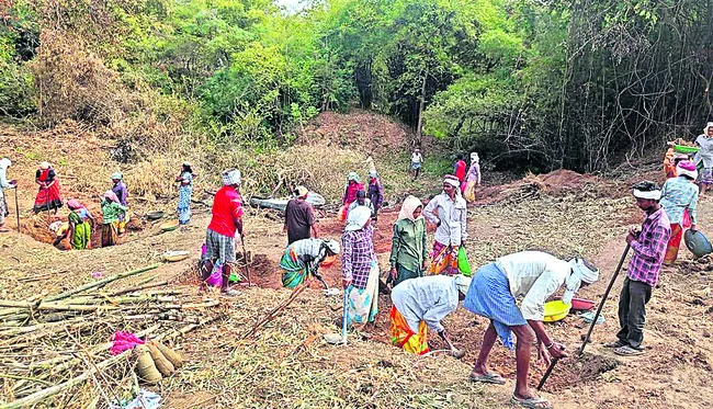 లక్ష్యానికి చేరువగా..!
