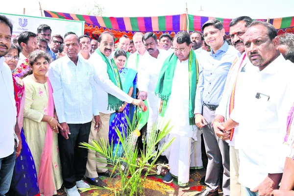 రైతులు కాలర్‌ ఎగరేసుకుని బతకాలి