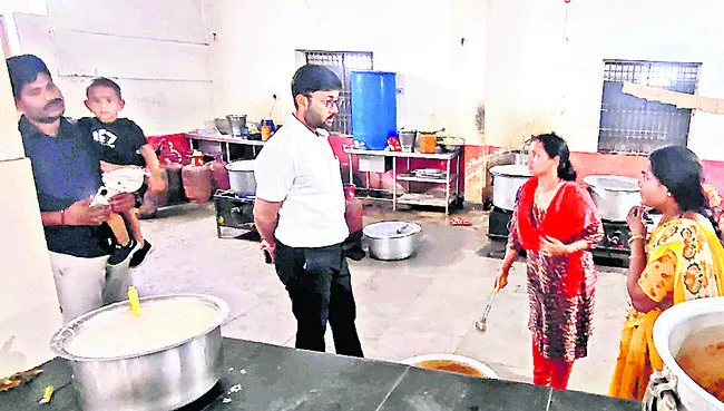 ‘పది’లో ఉత్తమ ఫలితాలు సాధించాలి 