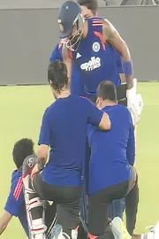 IND vs SA: Hardik Shot Hits Teammate Knee Leaves Field IND Big Injury Scare