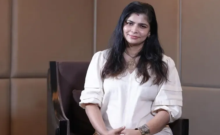 Singar Chinmay Comments On Epstein Files But Netjin stupid Reaction