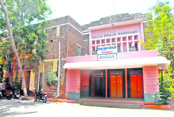 పంచాయతీరాజ్‌కు గ్రహణం