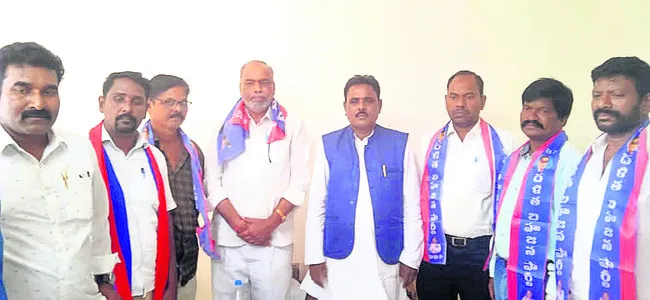 రాజ్యాంగ హక్కుల కోసం పోరాటం
