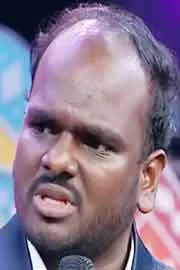 Bigg Boss Emmanuel Cries on Stage over Parents Struggle when he is in Reality Show6