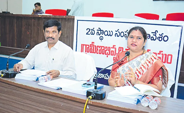 పాఠశాలల్లో డ్రగ్స్, గంజాయి విక్రయాలు!