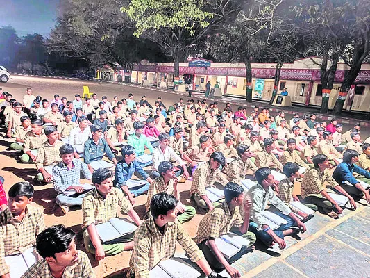 మెలకువలే విజయ సోపానం