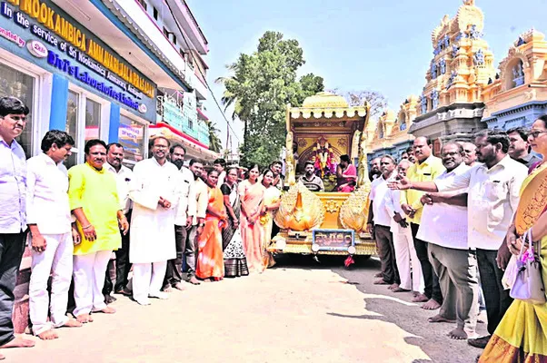 వచ్చేనెల 8న నూకాంబిక అమ్మవారి ఆలయ పునఃప్రారంభం 