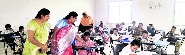 ప్రశాంతంగా గురుకుల ప్రవేశ పరీక్ష