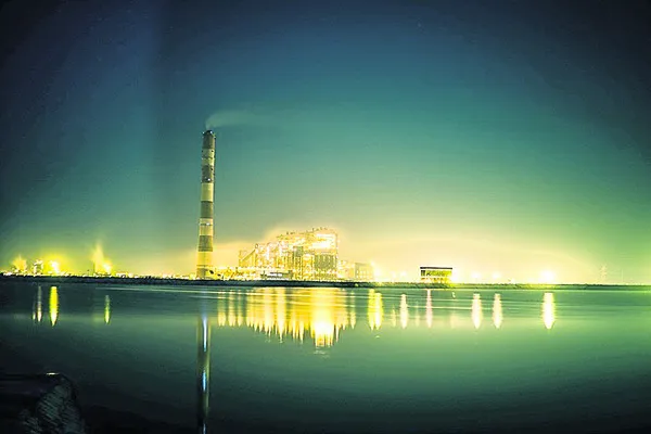 ఎస్టీపీపీలో ఈ‘ఢీ’