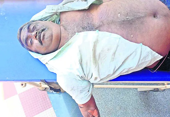 రోడ్డు ప్రమాదంలో యువకుడి మృతి 
