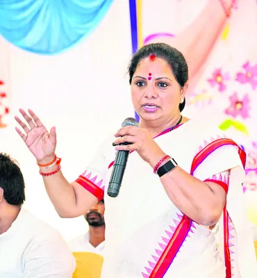 సీడ్‌ పత్తి రైతులను దోచుకుంటున్నారు 