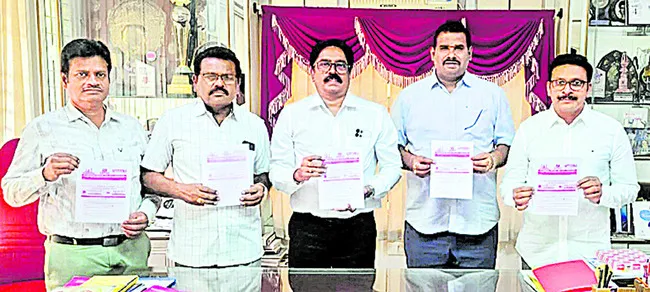 హక్కుల సాధనలో రాజీలేని పోరాటం 
