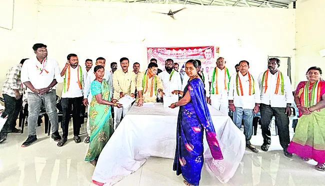 అర్హులందరికీ ఇందిరమ్మ ఇళ్లు