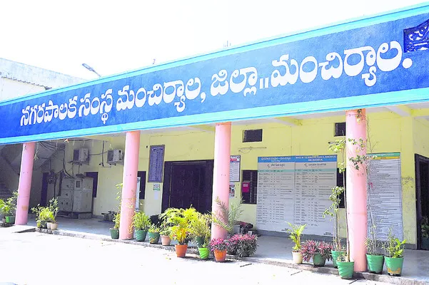 ● పన్నుల చెల్లింపుల్లో తీవ్ర జాప్యం ● ఇప్పటివరకు 33శాతం