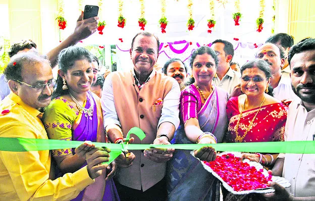 పేదలకు వైద్య సేవలు అందుబాటులోకి తేవాలి