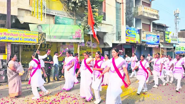 భరతమాత సేవకు అంకితమవుదాం 