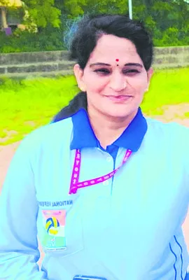 అంతర్జాతీయ సదస్సుకు హాజరు
