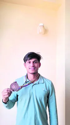 బెస్ట్‌ అవైలబుల్‌ స్కూళ్ల ఎంపికకు దరఖాస్తులు
