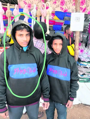 స్పోర్ట్స్‌ స్కూల్‌లో విద్యార్థి ఆత్మహత్యాయత్నం