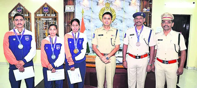 జాతీయస్థాయిలో సత్తా చాటాలి