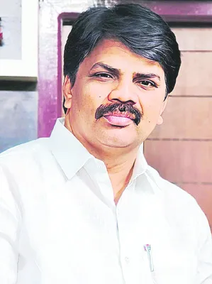 ప్రాణాలు పోతున్నా ప్రభుత్వానికి పట్టదా?