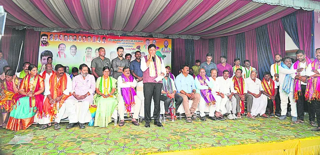 మున్సిపాలిటీల అభివృద్ధికి సహకారం 