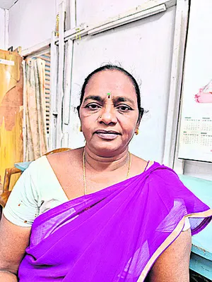 మహిళలే గుణపాఠం చెబుతారు 