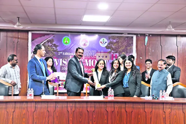 ముగిసిన విస్‌ ప్రీ మూట్‌ కోర్ట్‌ పోటీలు