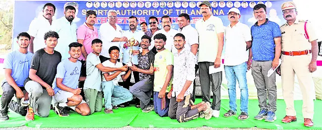 స్పోర్ట్స్‌ హబ్‌గా హనుమకొండ