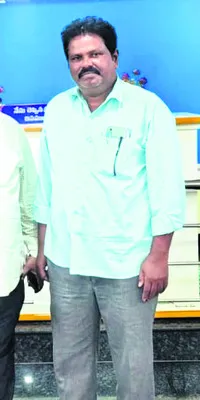 రోడ్డు ప్రమాదంలో పాస్టర్‌ దుర్మరణం