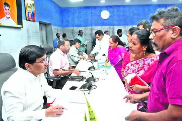 జీవీఎంసీ పీజీఆర్‌ఎస్‌కు 140 వినతులు 