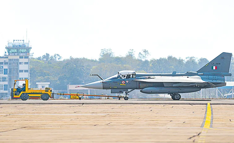 Tejas jet suffers airframe damage after landing mishap
