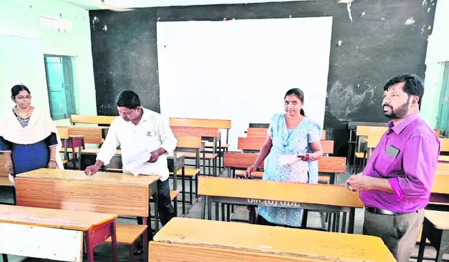 సర్వం సిద్ధం..